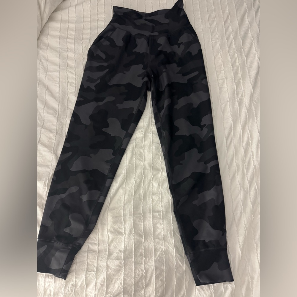 Old navy powersoft joggers